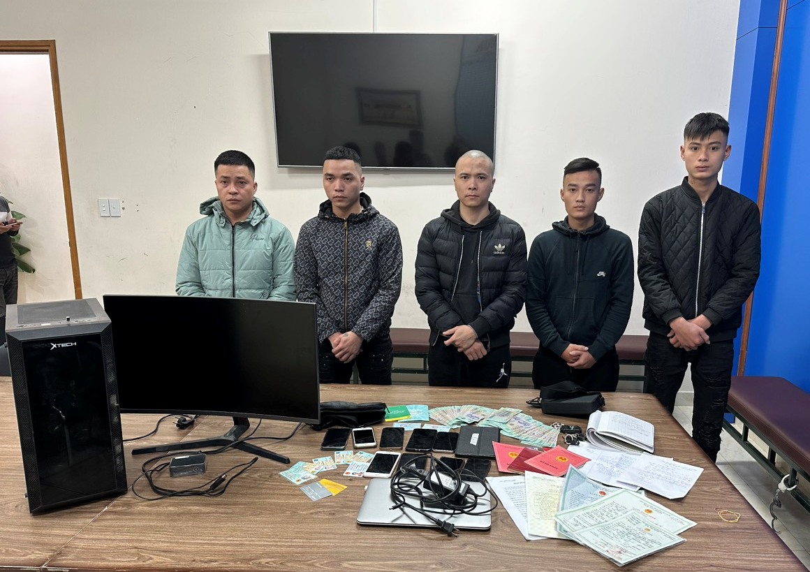 Công an quận Ngô Quyền: Phá chuyên án, bắt giữ 5 đối tượng  cho vay lãi suất từ 152% đến 405%